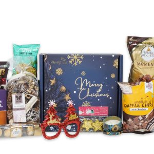 The Gift Tree Gift Hamper | Christmas Chocolate Hamper | Scented Candle & Dry Fruits Hamper | Gifts For Christmas, New Year, Family, Friends, Clients